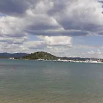 Ana - Wake Up To The Sea, Balcony, Terrace, Garden & Parking, - Dalmatia Lägenhet Murter