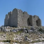Ana - Wake Up To The Sea, Balcony, Terrace, Garden & Parking, - Dalmatia *