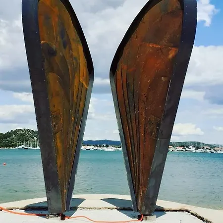 Ana - Wake Up To The Sea, Balcony, Terrace, Garden & Parking, - Dalmatia 公寓 *