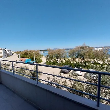 Ana With Sea View, Balcony, Garden & Bbq, - Dalmatia Apartment *