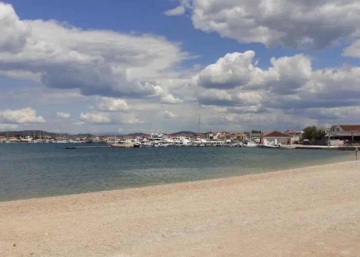 Ana - Wake Up To The Sea, Balcony, Terrace, Garden & Parking, - Dalmatia