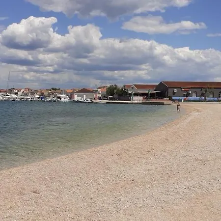 Ana - Wake Up To The Sea, Balcony, Terrace, Garden & Parking, - Dalmatia