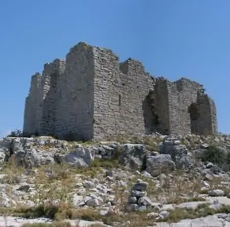 Ana - Wake Up To The Sea, Balcony, Terrace, Garden & Parking, - Dalmatia *