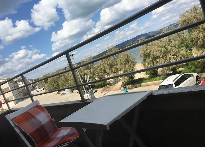 Ana - Wake Up To The Sea, Balcony, Terrace, Garden & Parking, - Dalmatia Apartman *